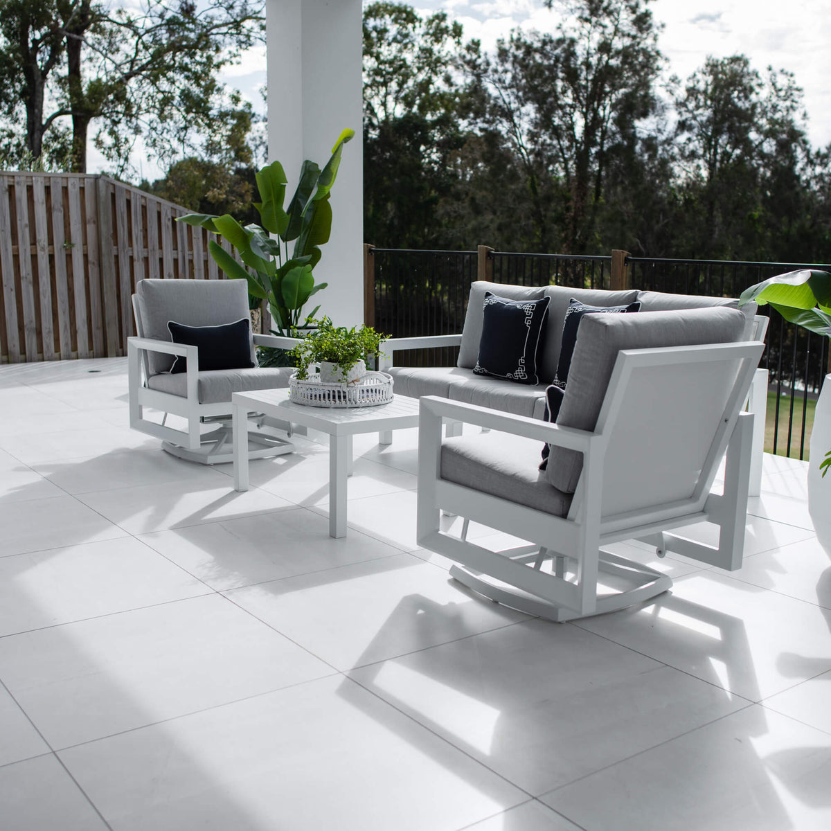 Taylah Swivel 3 - 4pce - Outdoor Lounge Setting
