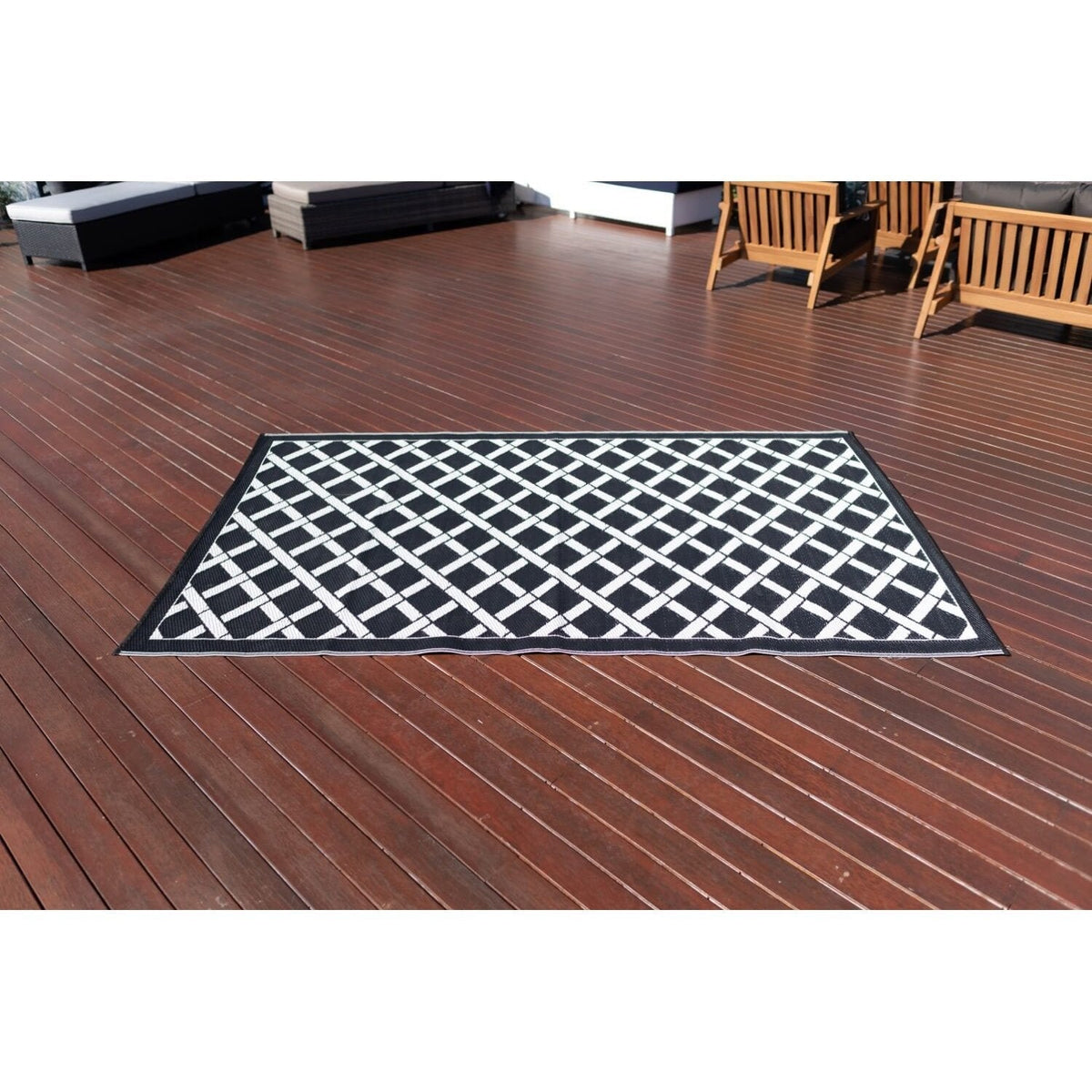Signature Range Black & White - Outdoor Rug