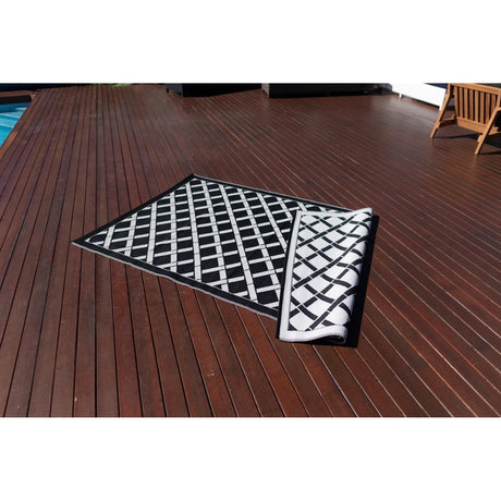 Signature Range Black & White - Outdoor Rug