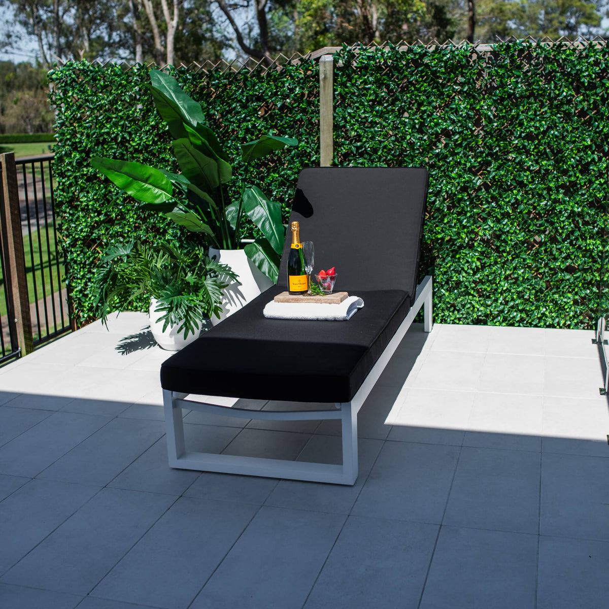 Milan w/Cushion  - Outdoor Sun Lounge