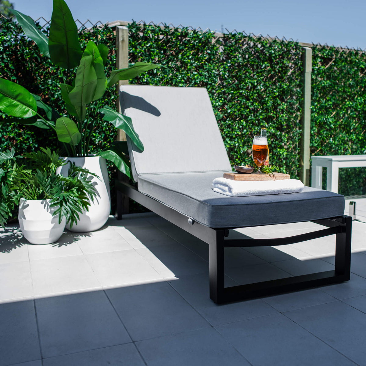 Milan w/Cushion  - Outdoor Sun Lounge