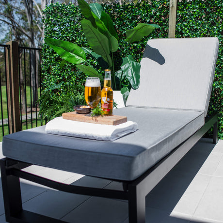 Milan w/Cushion  - Outdoor Sun Lounge