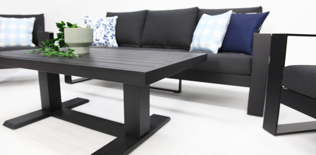 Hayman Holste 311 Lounge Setting - Black