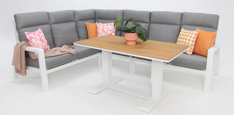 Dellaware Corner Lounge Setting